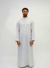 Signature Off-White Qatari