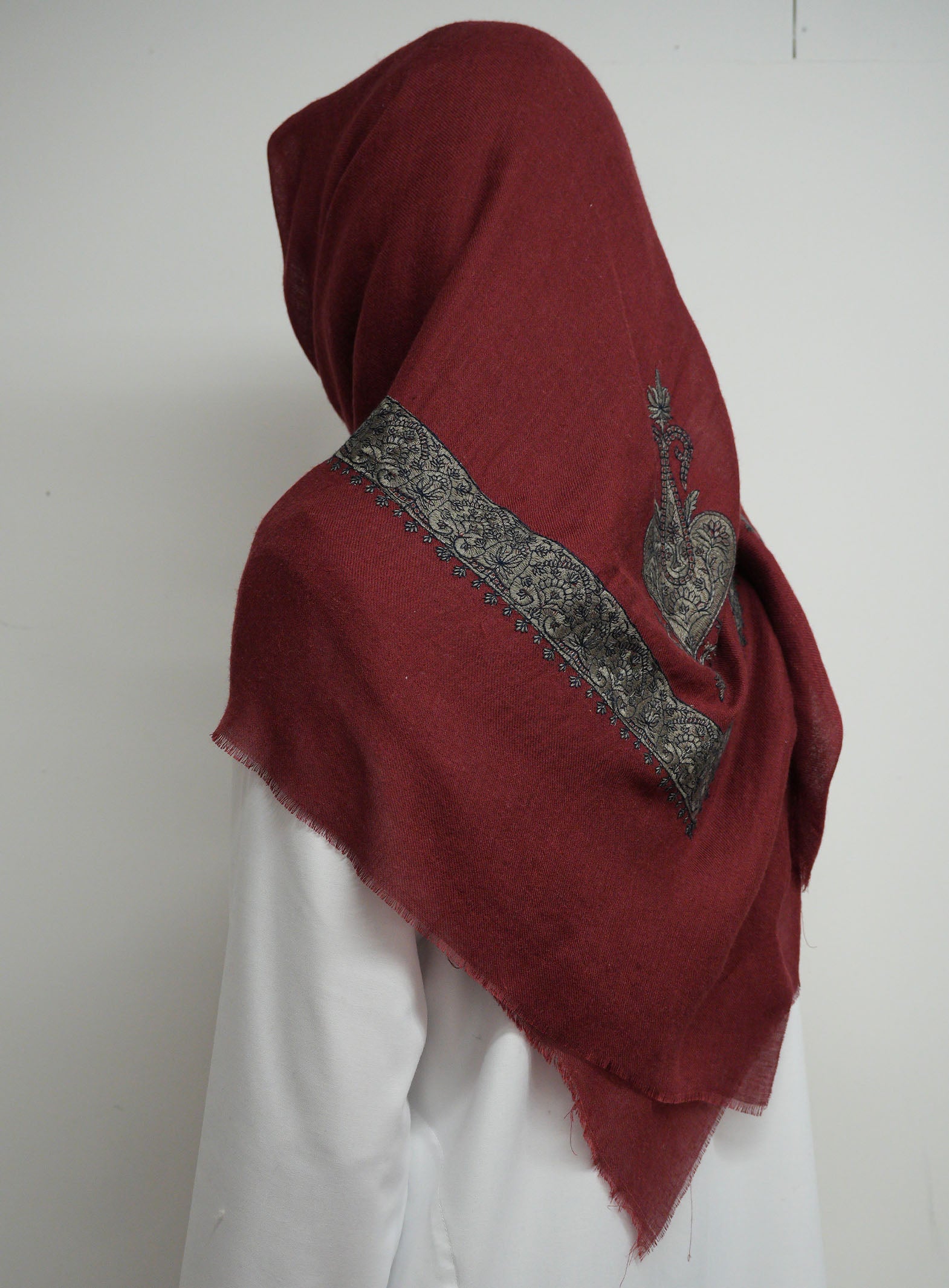 Cherry Red Yemeni Shemagh