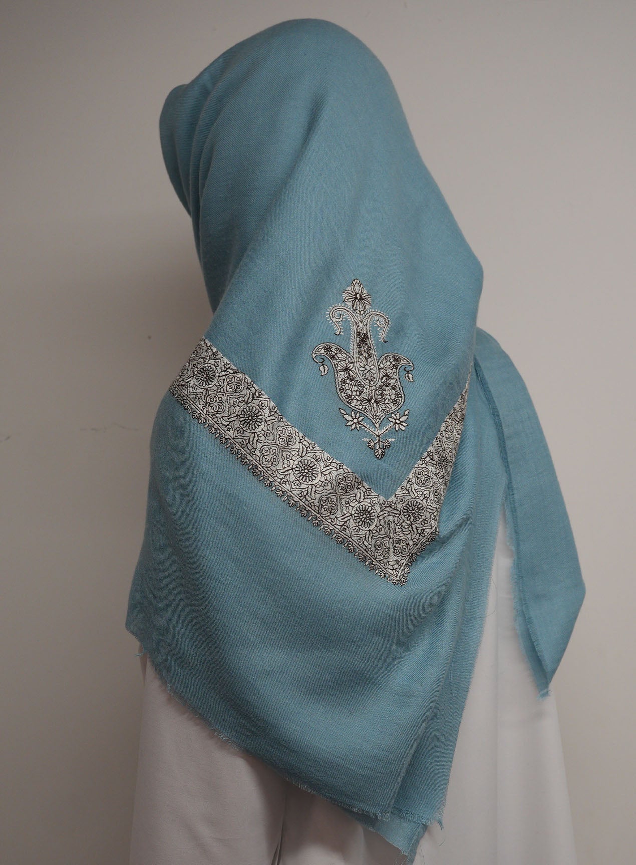 Baby Blue Yemeni Shemagh