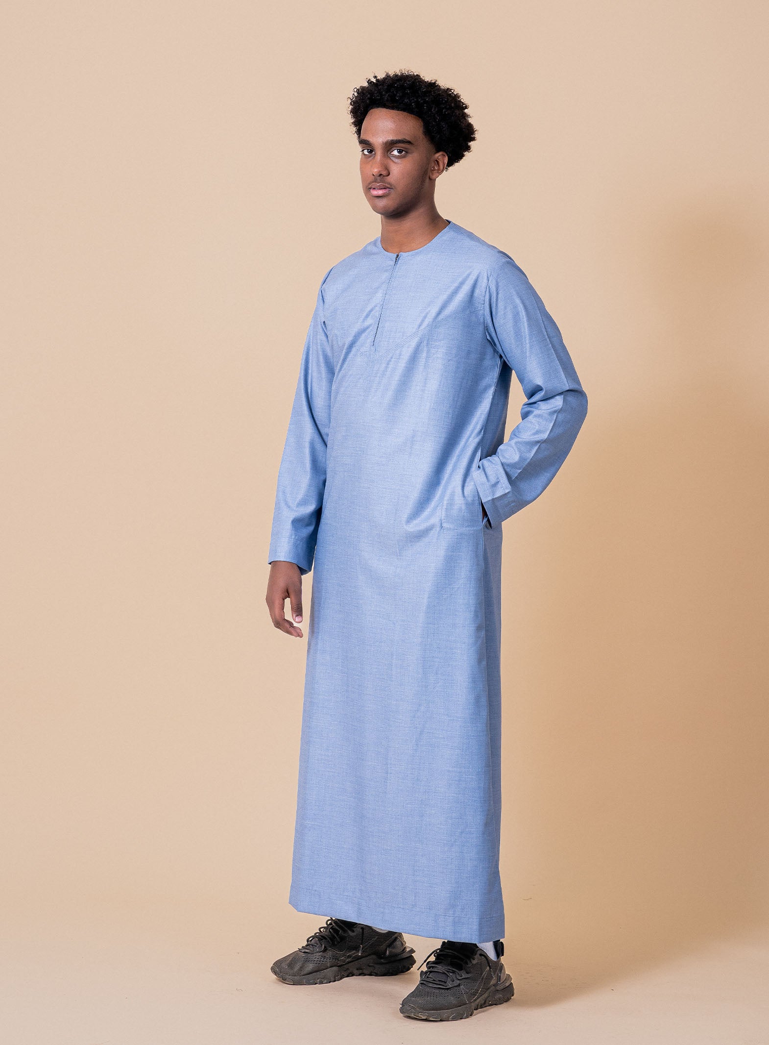 Essential Sky Blue Omani