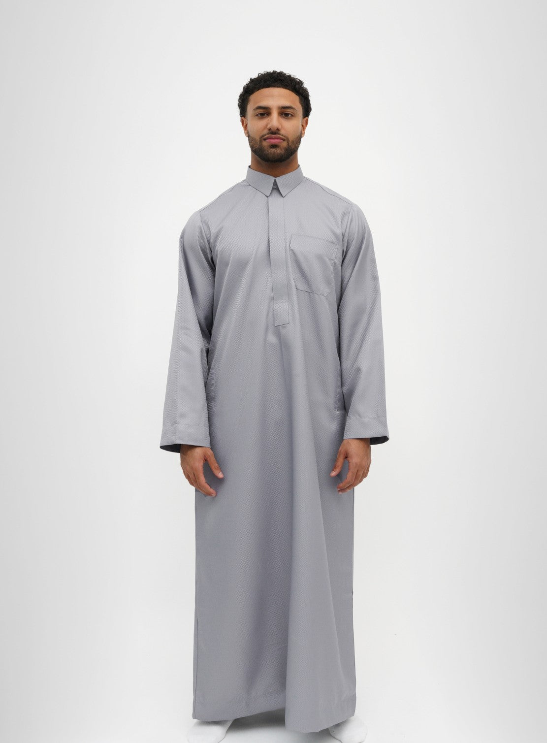 Signature Light Grey Qatari