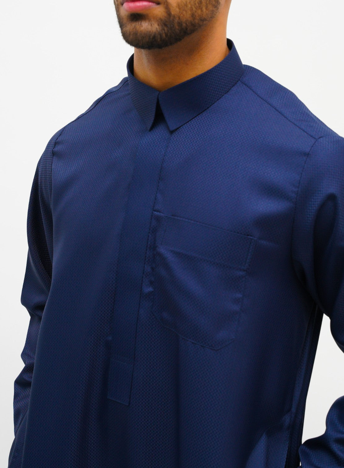 Signature Navy Blue Qatari