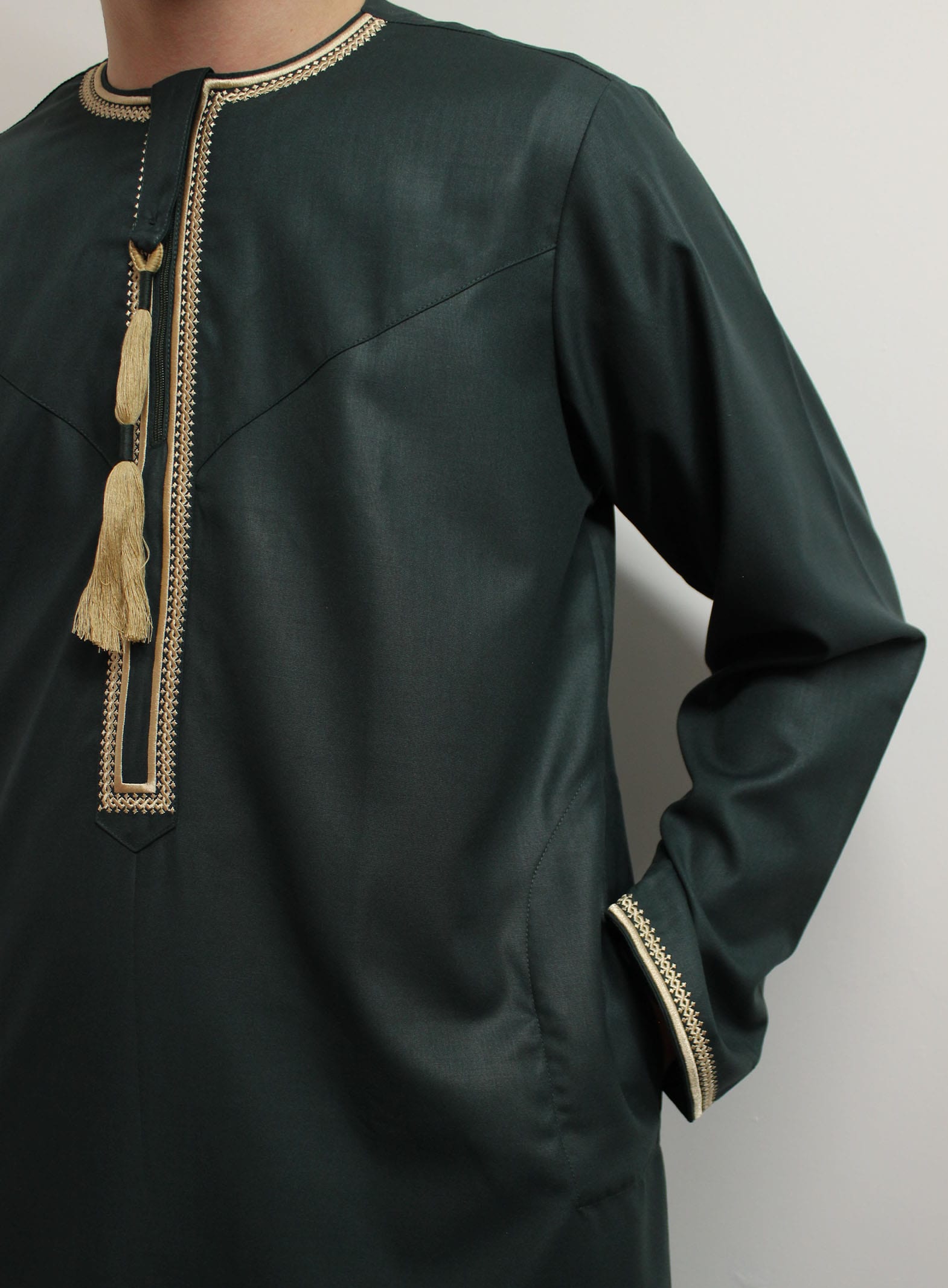 Royal Emerald Green Embroidered Omani