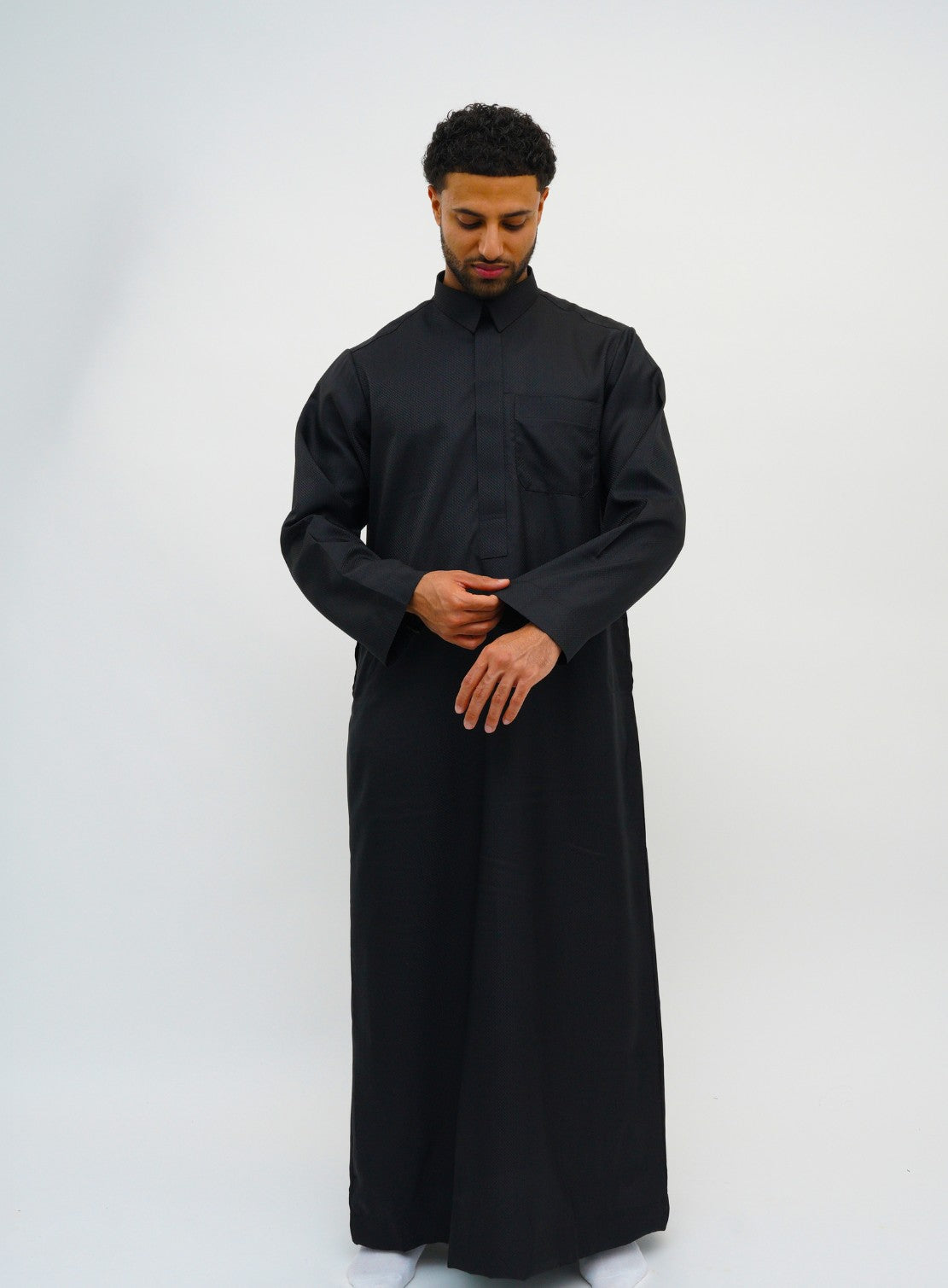 Signature Black Qatari