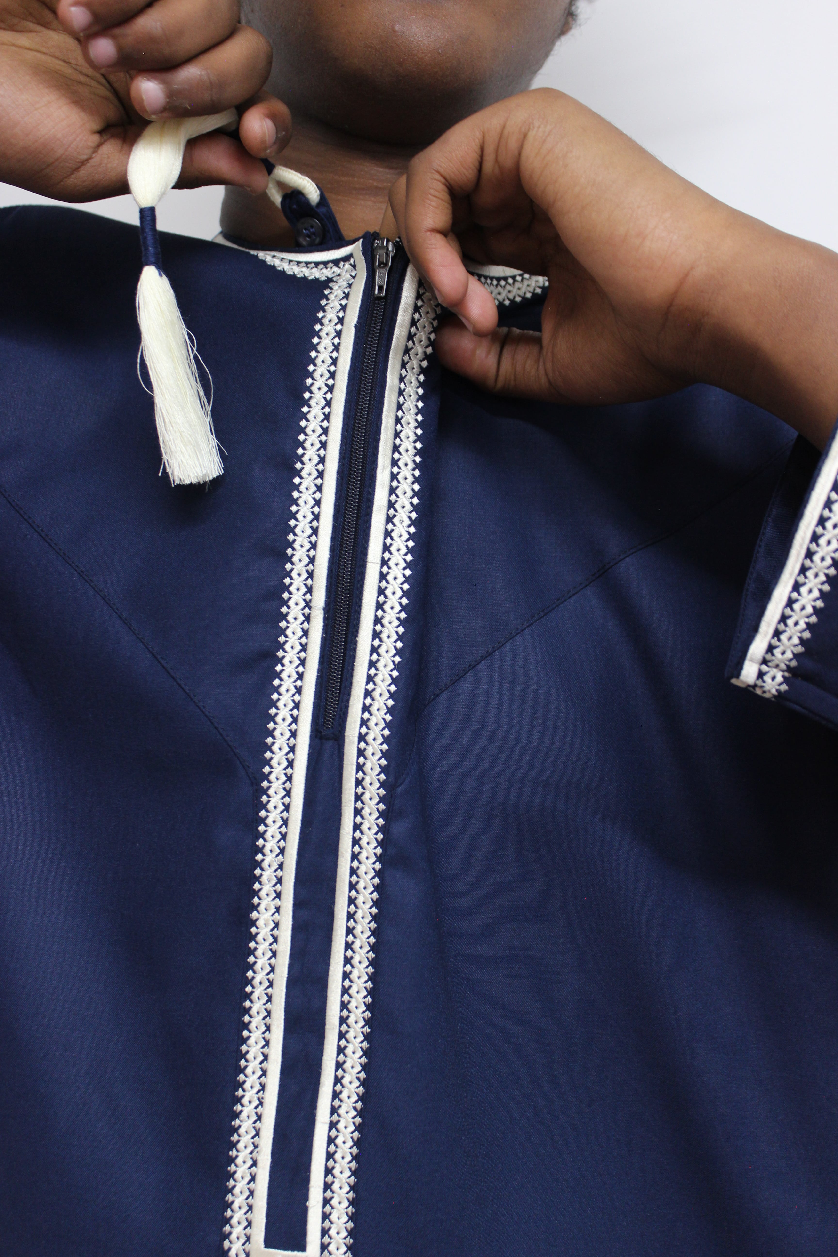 Royal Navy Blue Embroidered Omani - YunesThobes