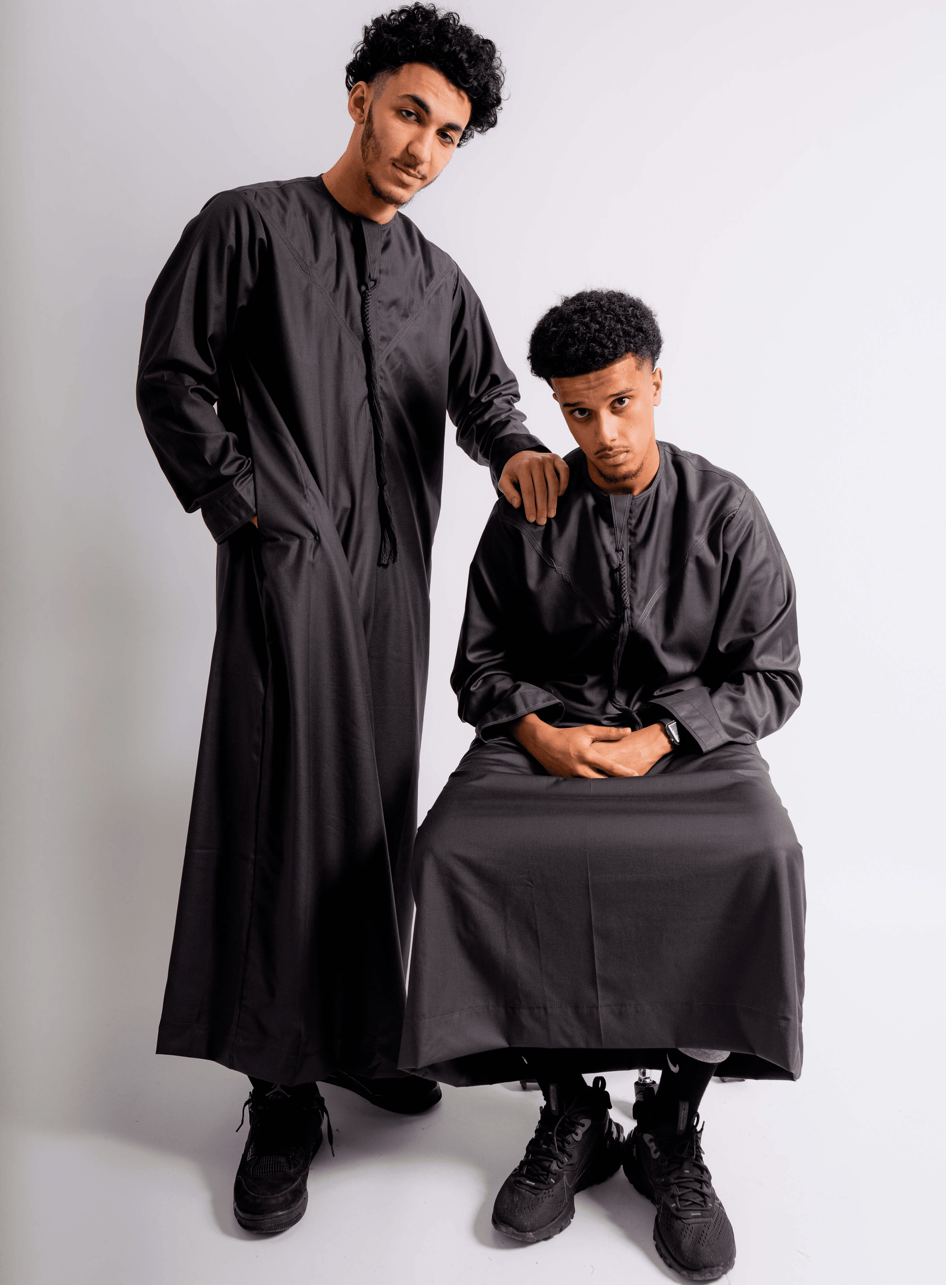 Premium Charcoal Grey Emirati - YunesThobes